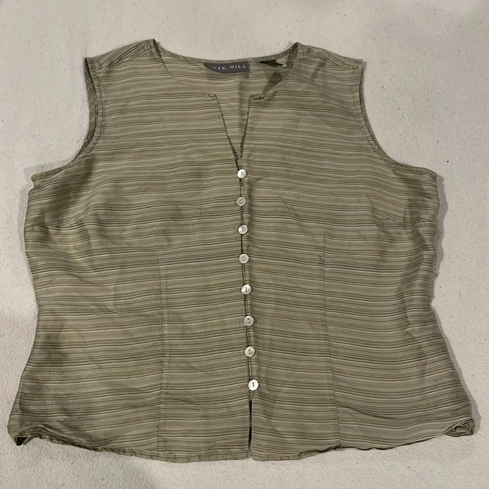 Kate Hill Women’s 100% Silk Button Up Vest Style Top Sz 12